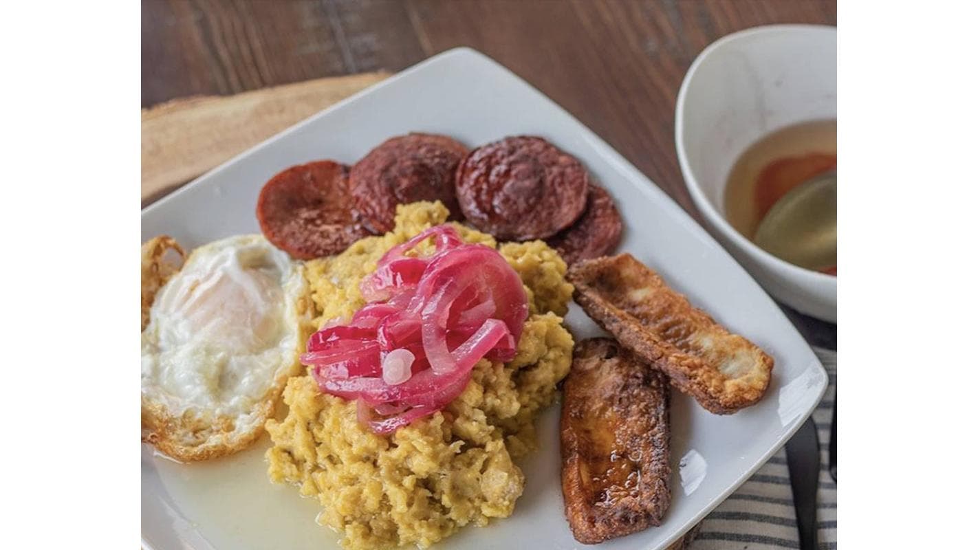 Mangu Power Combo - Mangu Los Tres Golpes at Tu Tipico Dominicano